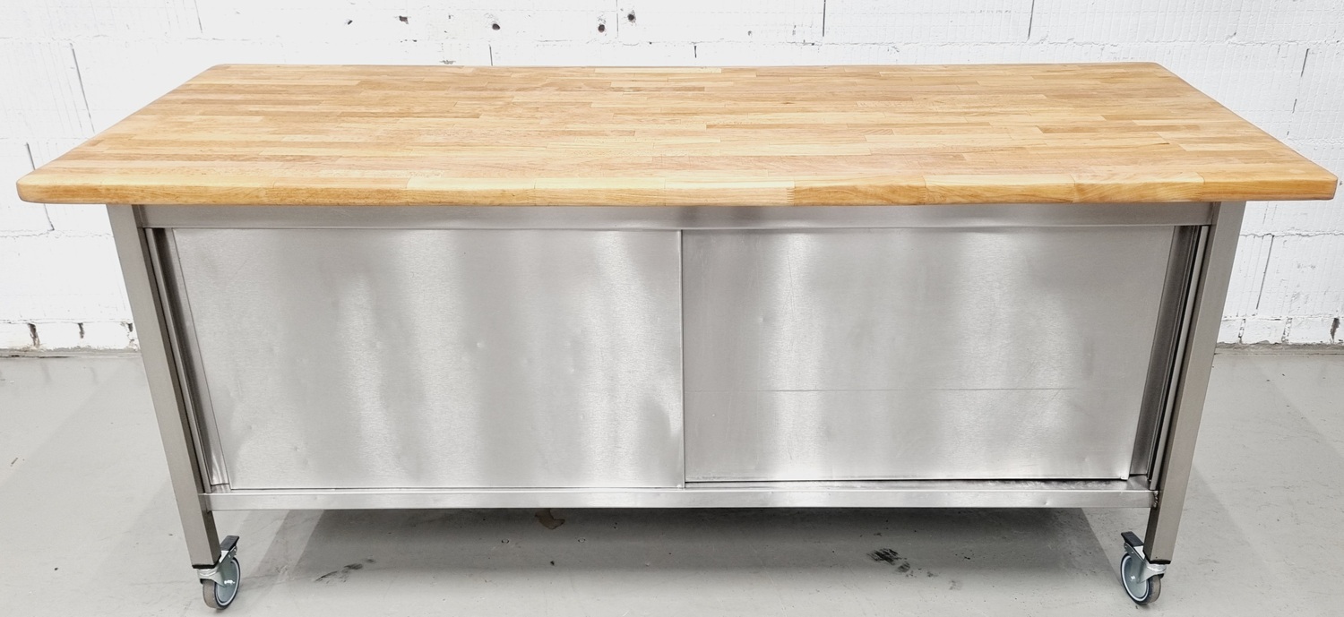 Arbeitstisch AT 2000 mit Buchenholzplatte und Schiebetür