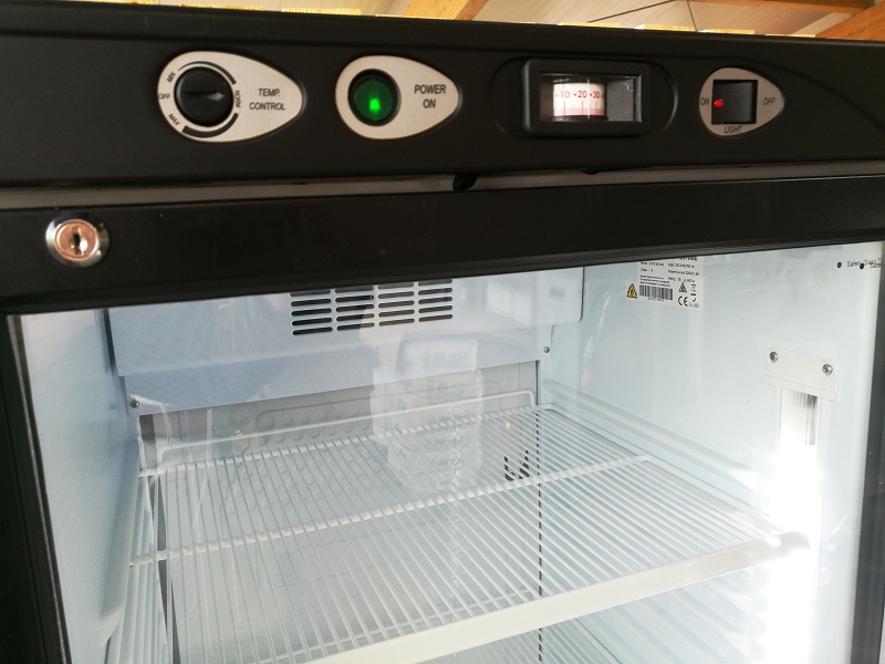 Glastürkühlschrank GTU 375