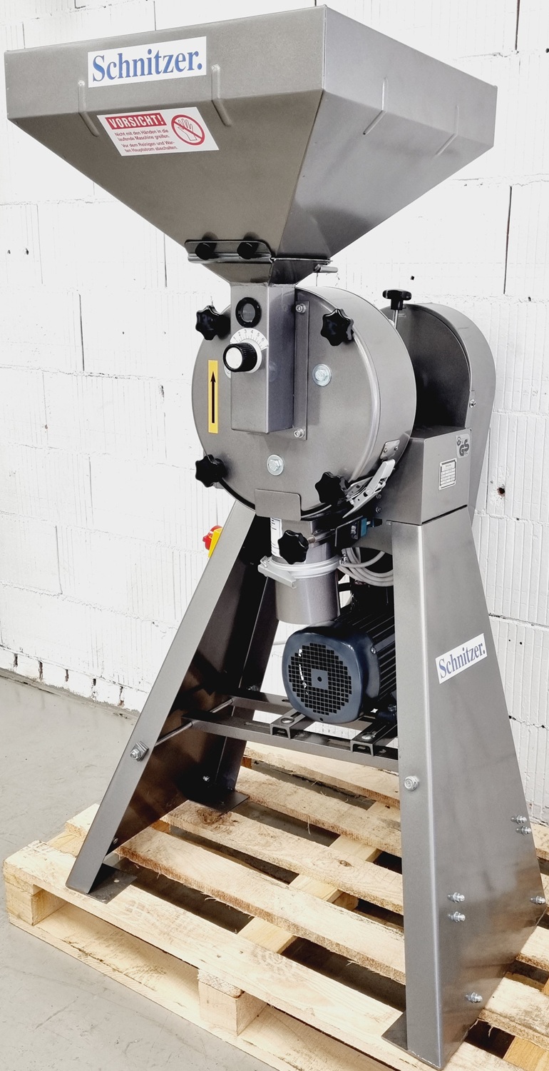 Getreidemühle Schnitzer SMB 300