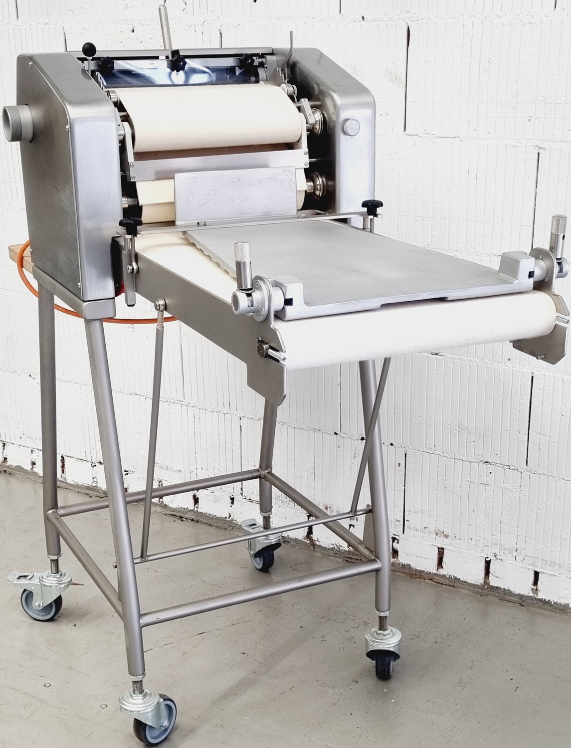 Hörnchenwickelmaschine MK-Erka WML 30