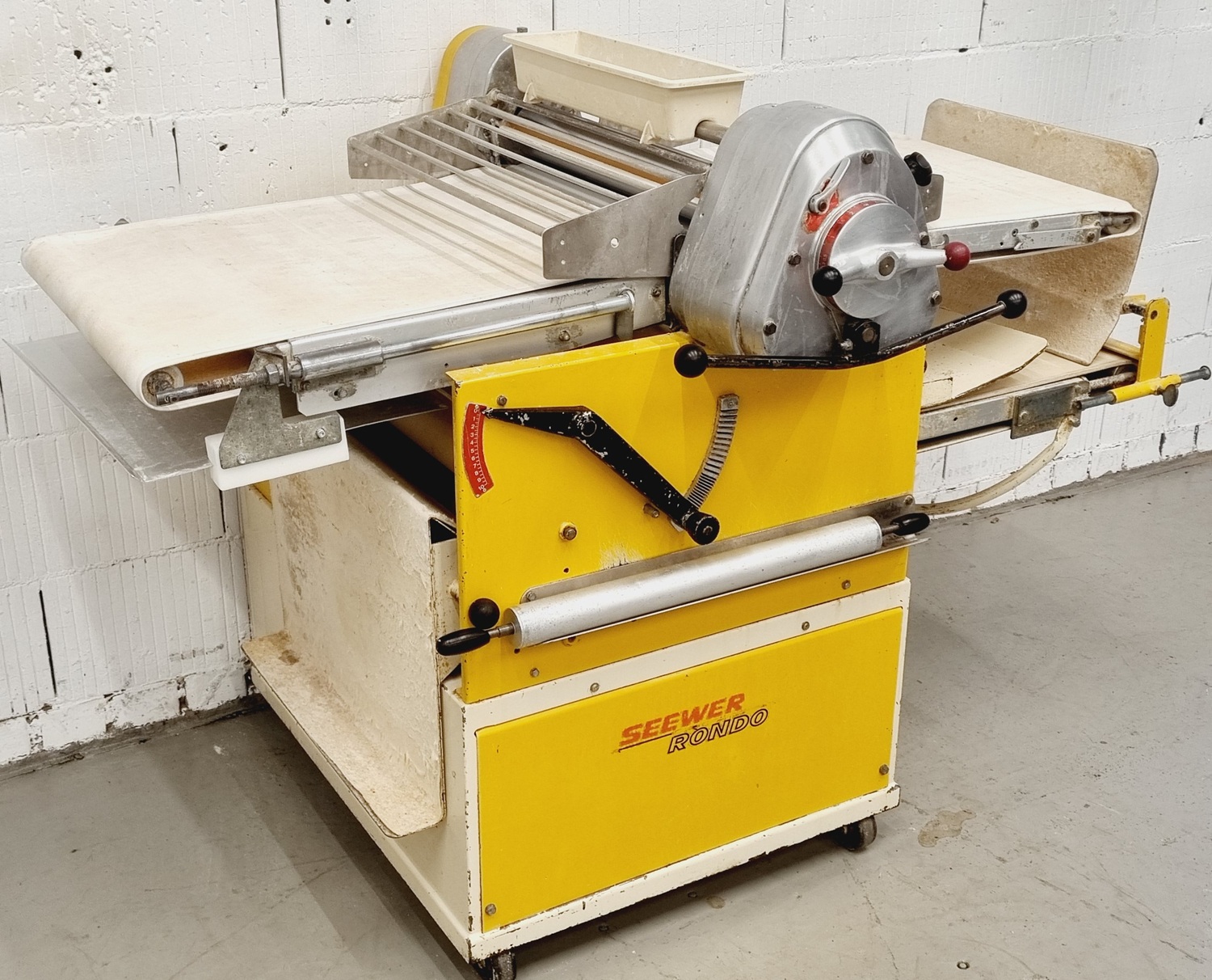 Ausrollmaschine Seewer Rondo SKO 604