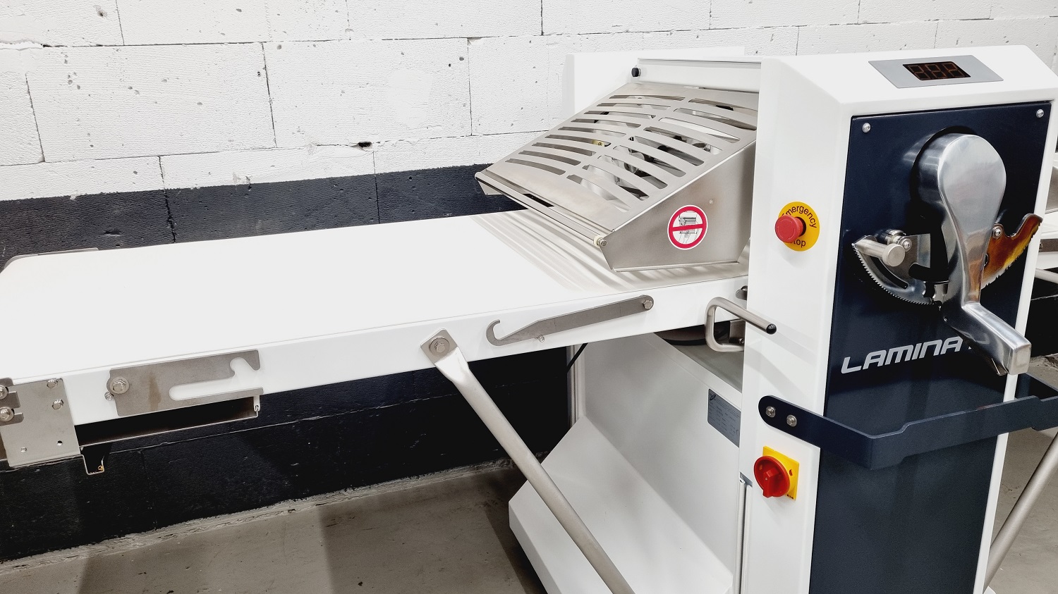 Ausrollmaschine Sinmag Laminato 650 NEU Ausrollmaschine Sinmag Laminato 650 NEU