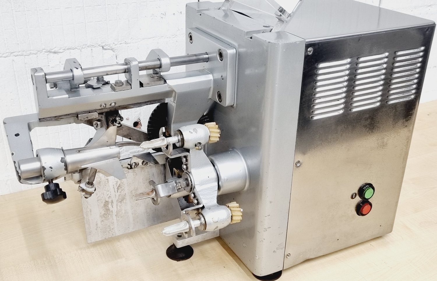 Apfelbearbeitungs-Maschine Feuma ASETM-E1