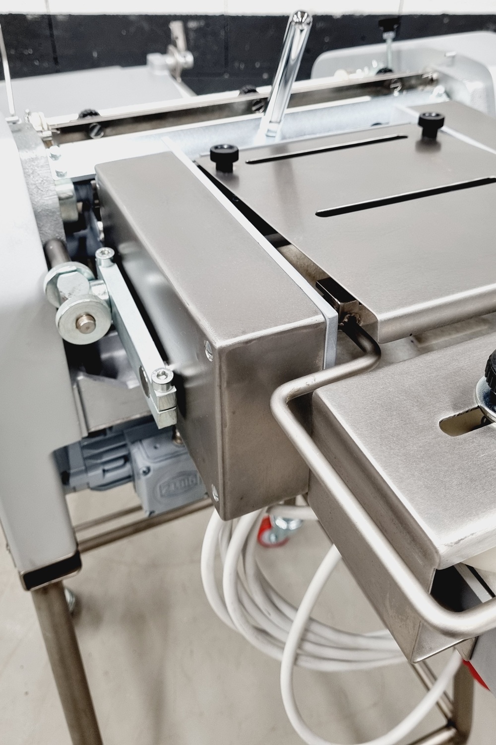 Hörnchenwickelmaschine Erka WML + ZMVR Hörnchenwickelmaschine Erka WML + ZMVR