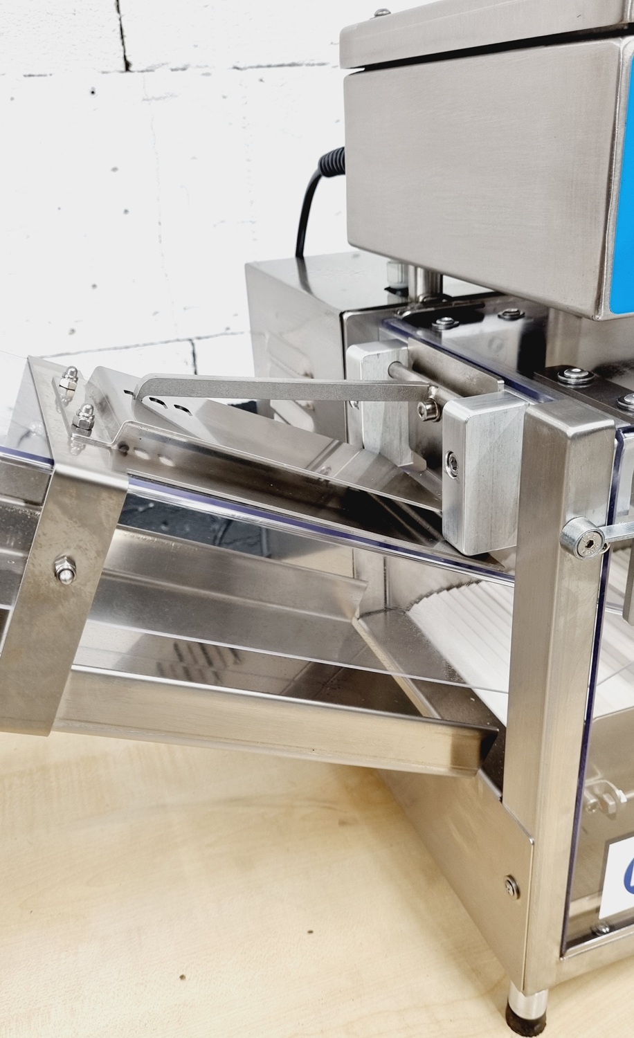 Kleingebäck-Schneidemaschine Schneid-LEO