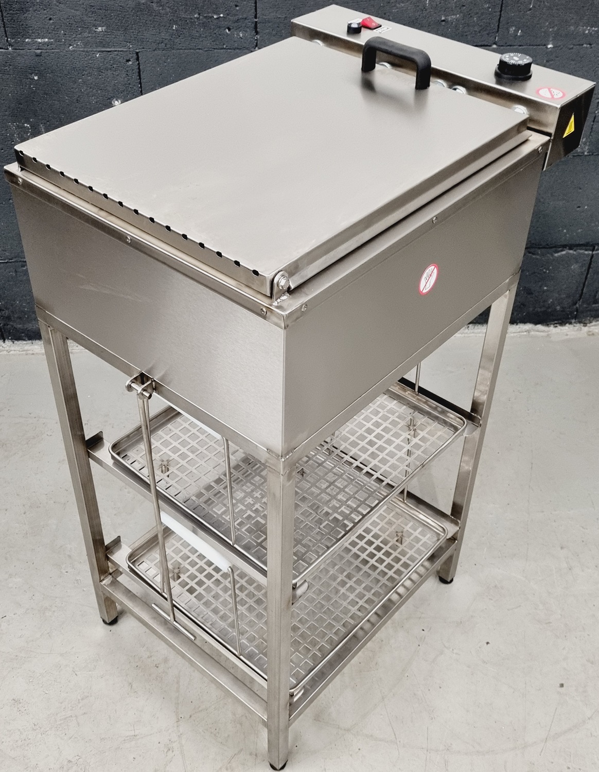 Fettbackgerät F 24 Standmodell NEU