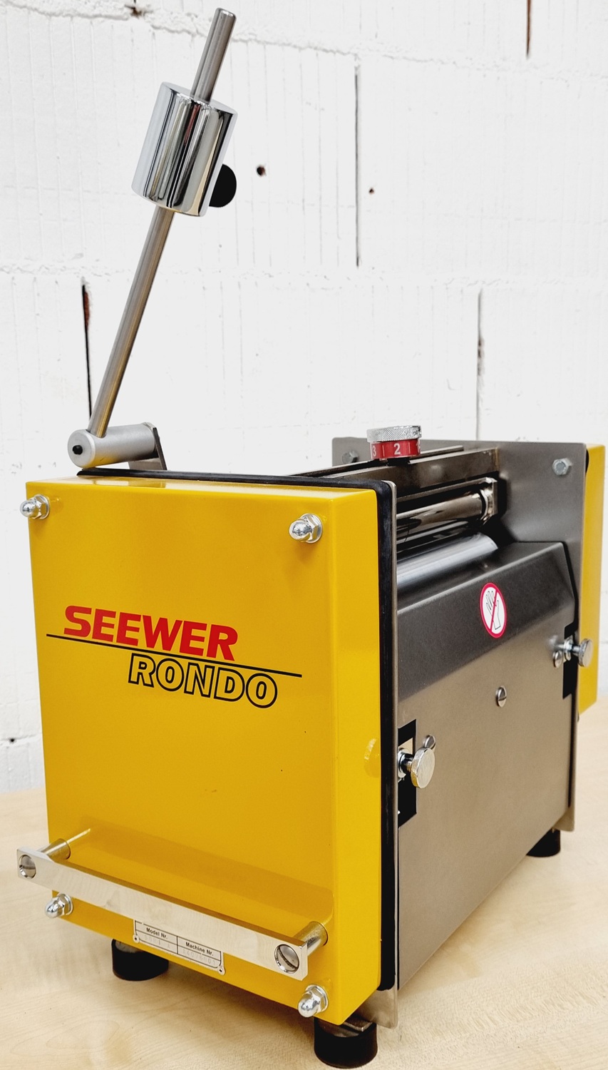 Hörnchenwickelmaschine Rondo Rondin