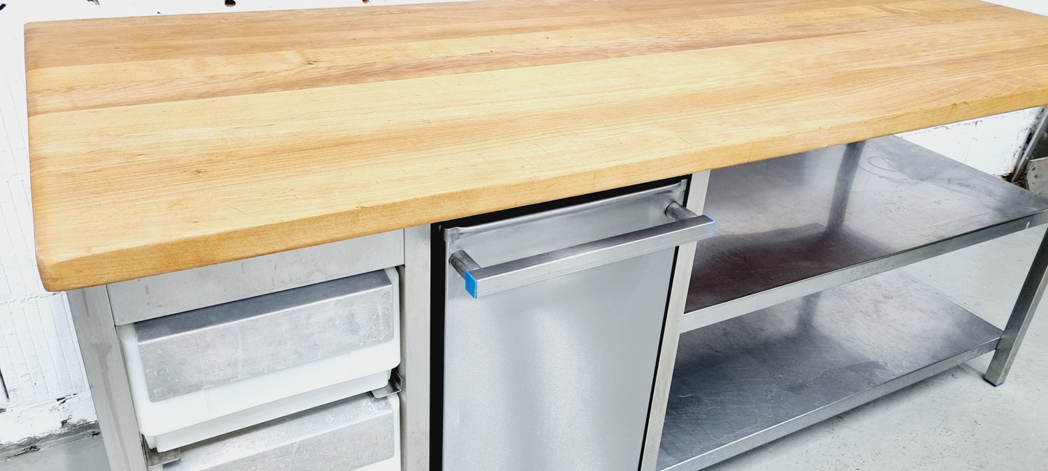 Arbeitstisch AT 2000 mit Buchenholzplatte und Mehlwagen
