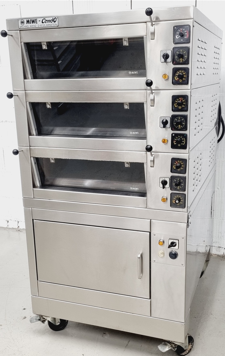 Etagenbackofen Miwe Condo 3-68