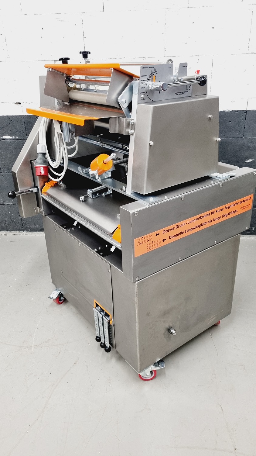 Hörnchenwickelmaschine Universum HWM 50/70