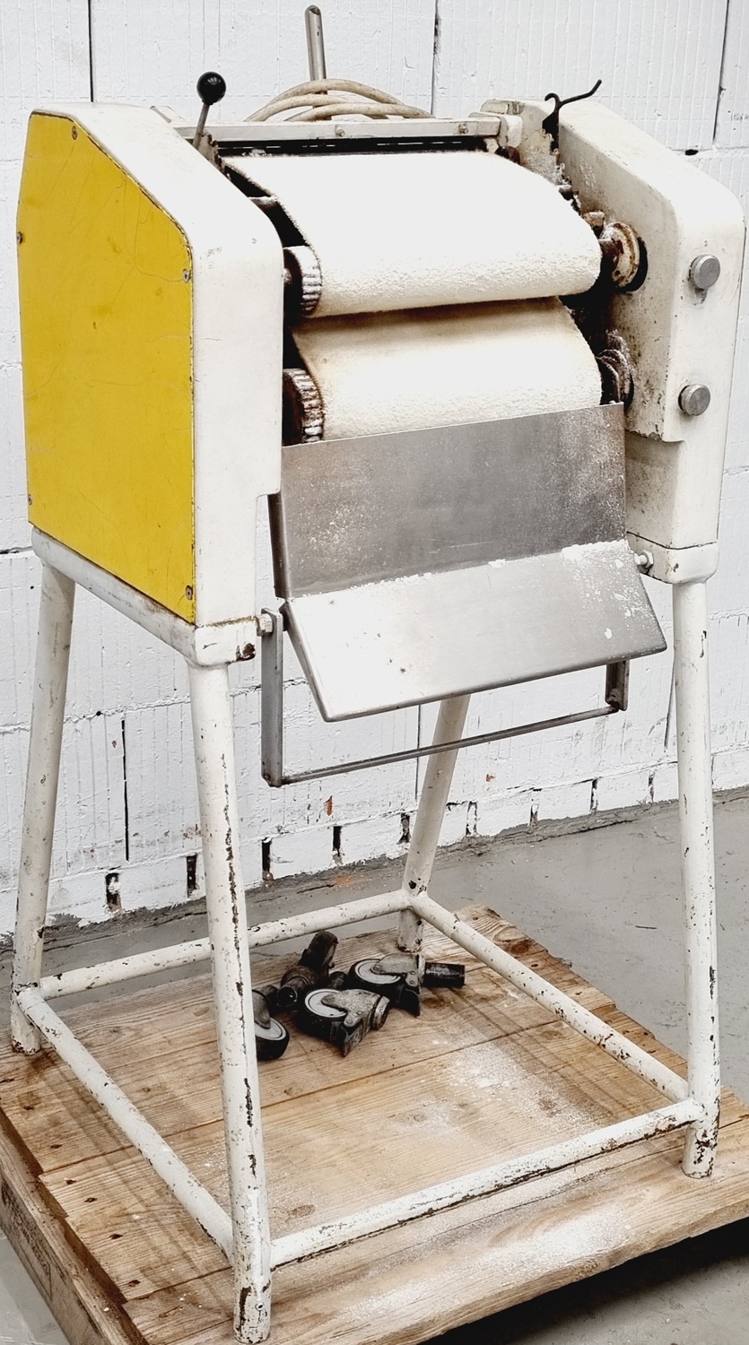 Hörnchenwickelmaschine Erka WMA 30