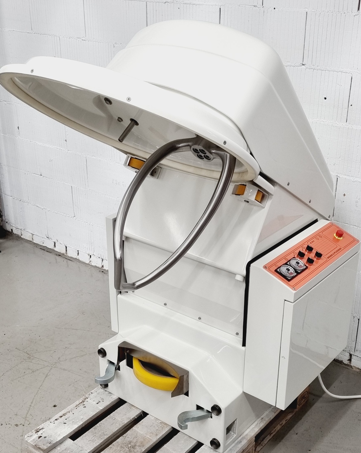 Chargenkneter WP UC 80 AC