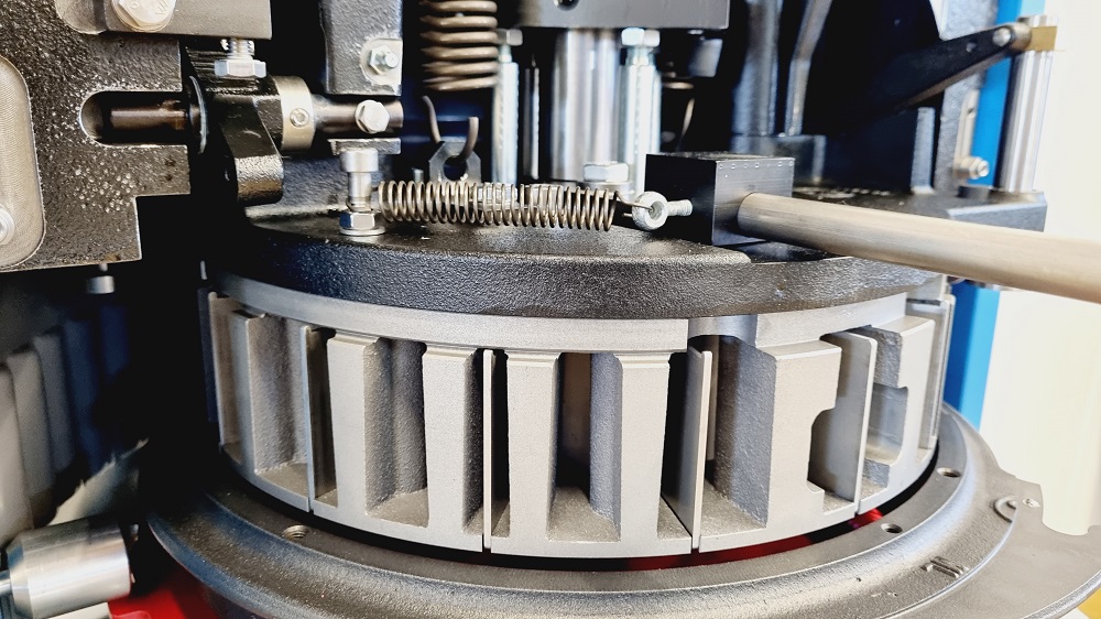 Brötchenpresse Divider 3-30