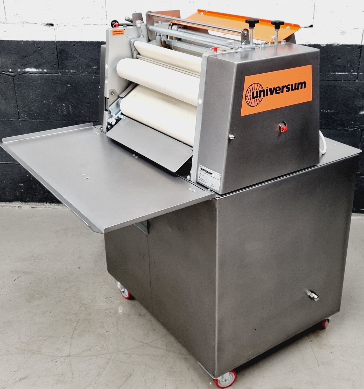 Hörnchenwickelmaschine Universum HWM 50