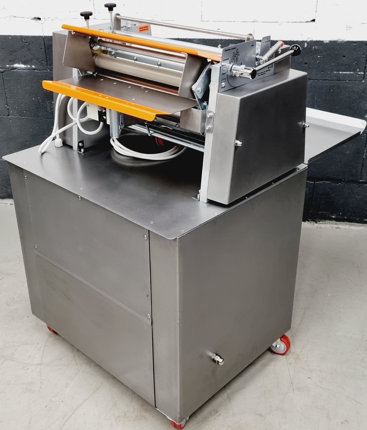 Hörnchenwickelmaschine Universum HWM 50
