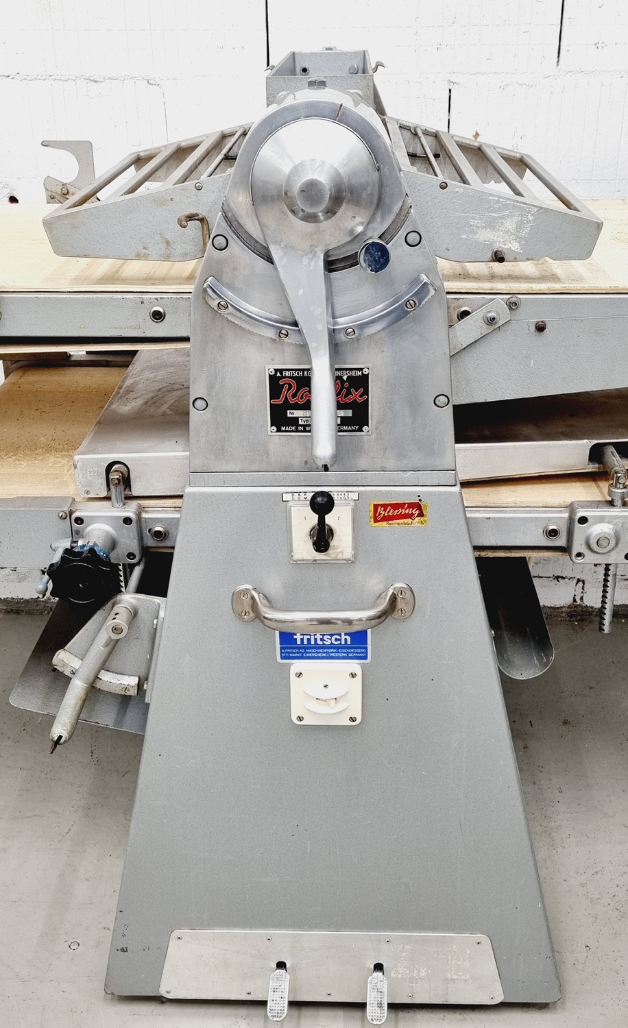 Ausrollmaschine Fritsch Rollfix 3WK 520