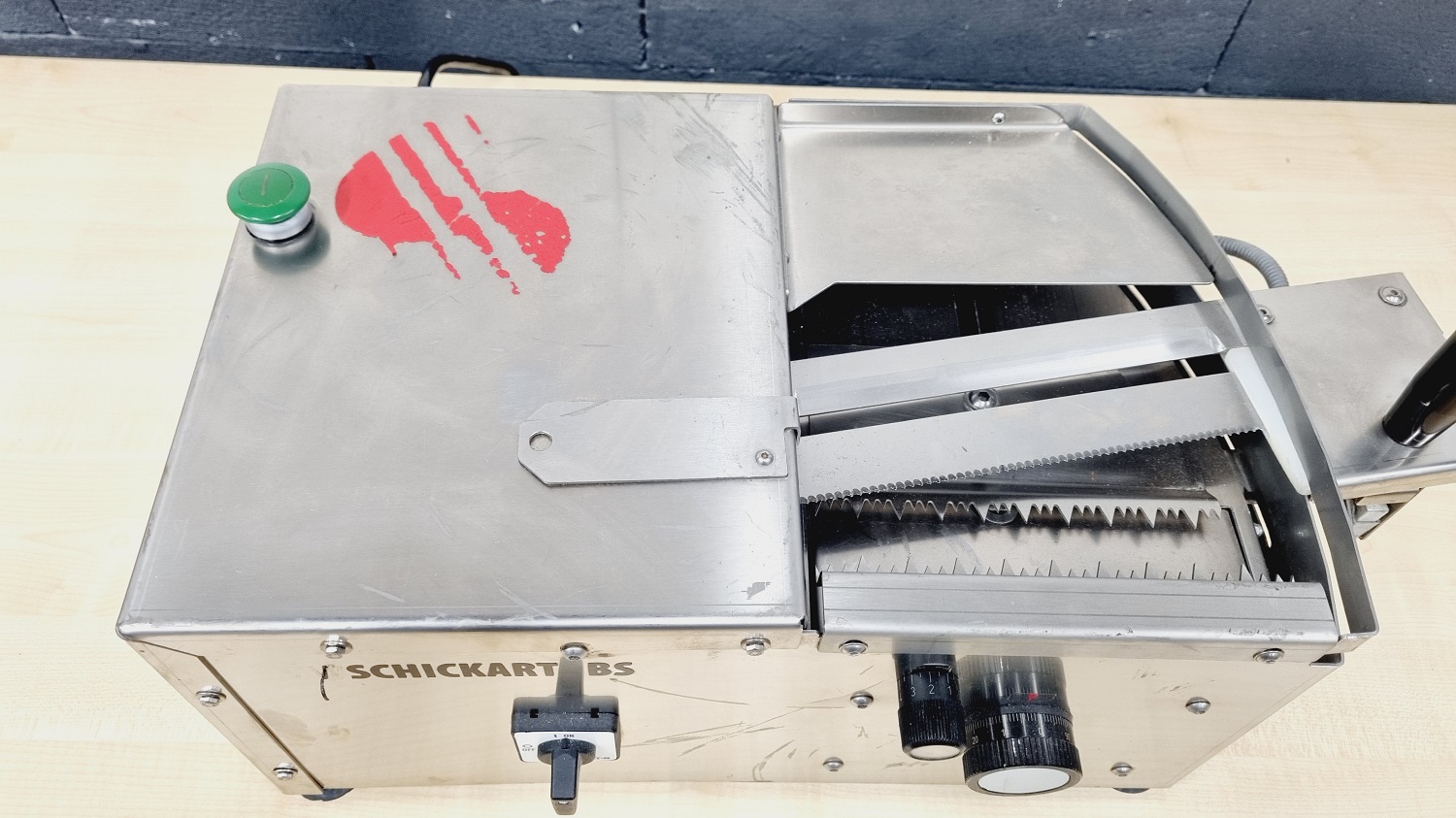 Brötschaufschneidemaschine BS 26
