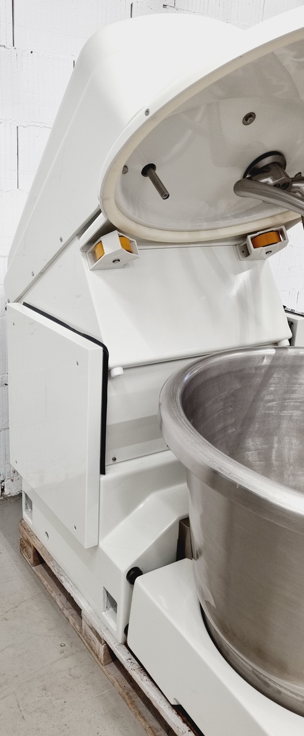 Chargenkneter WP UC 80 AC