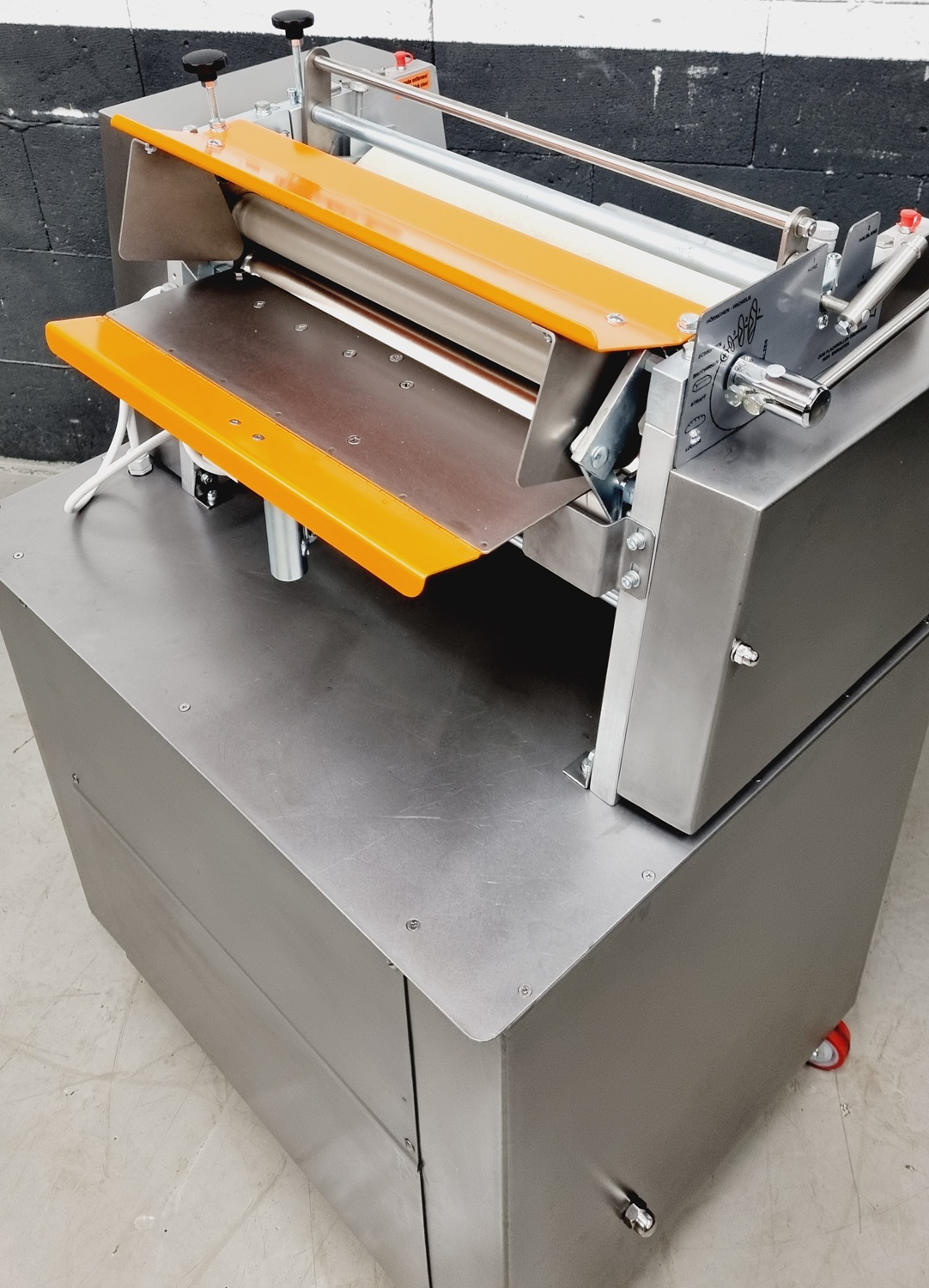 Hörnchenwickelmaschine Universum HWM 50