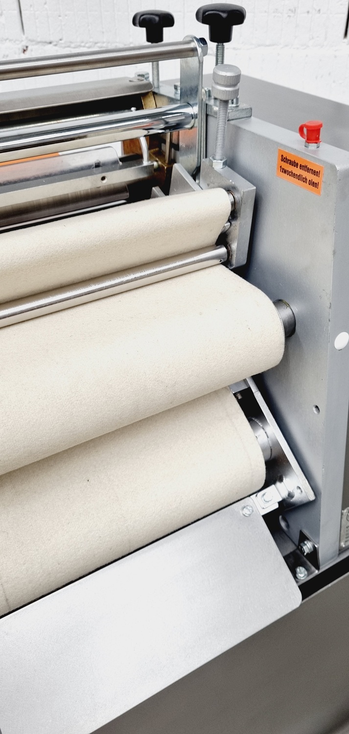 Hörnchenwickelmaschine Universum HWM 30