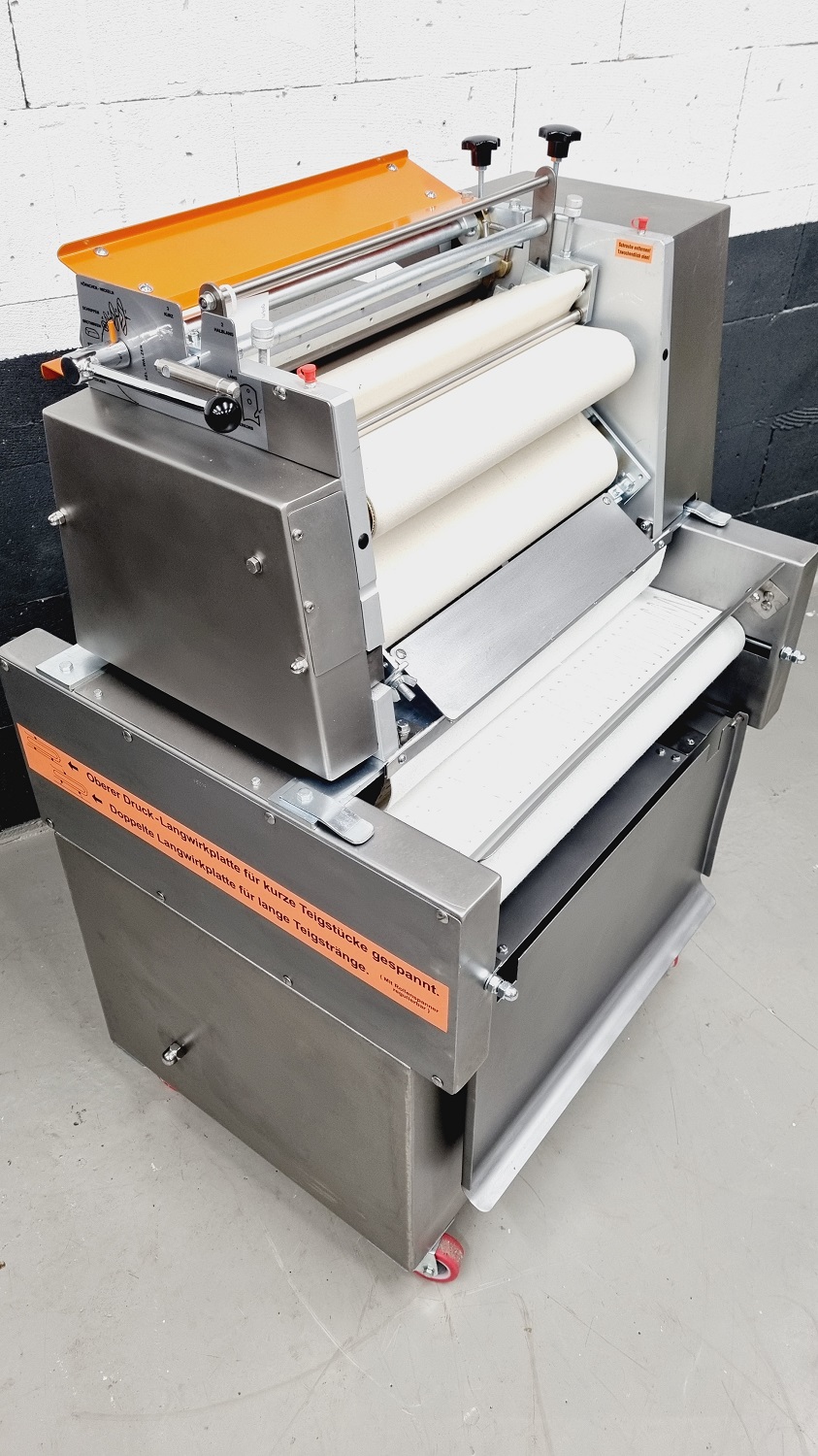 Hörnchenwickelmaschine Universum HWM 50/70