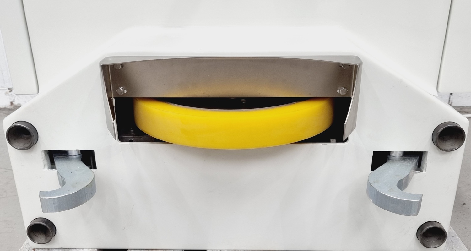 Chargenkneter WP UC 80 AC