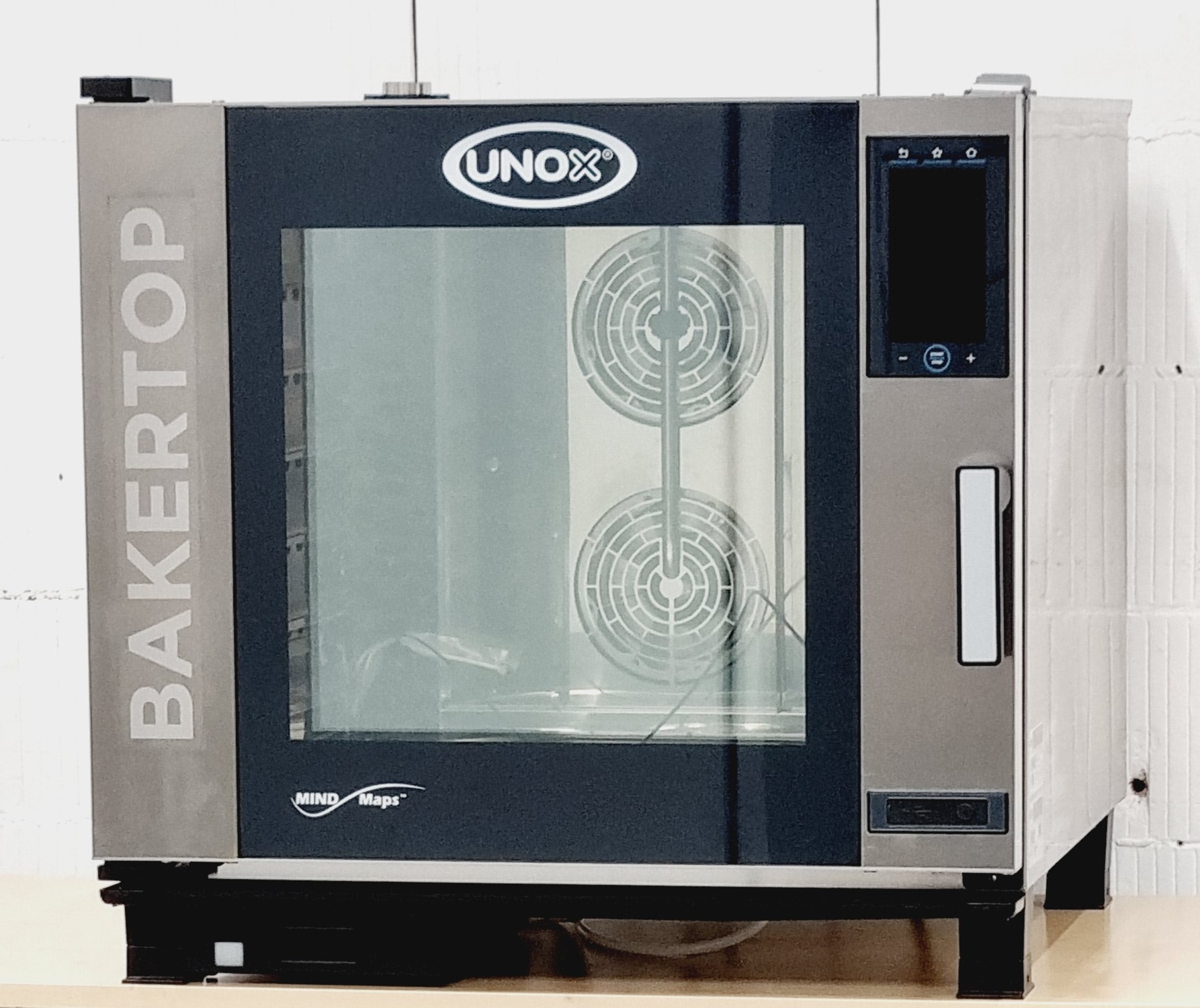 Ladenbackofen Unox Bakertop 6 Countertop Plus