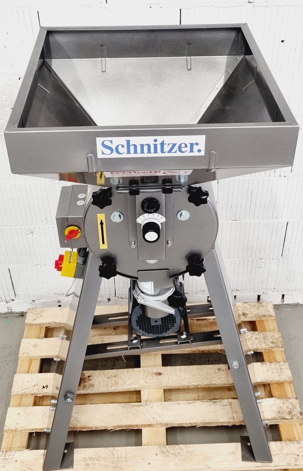 Getreidemühle Schnitzer SMB 300