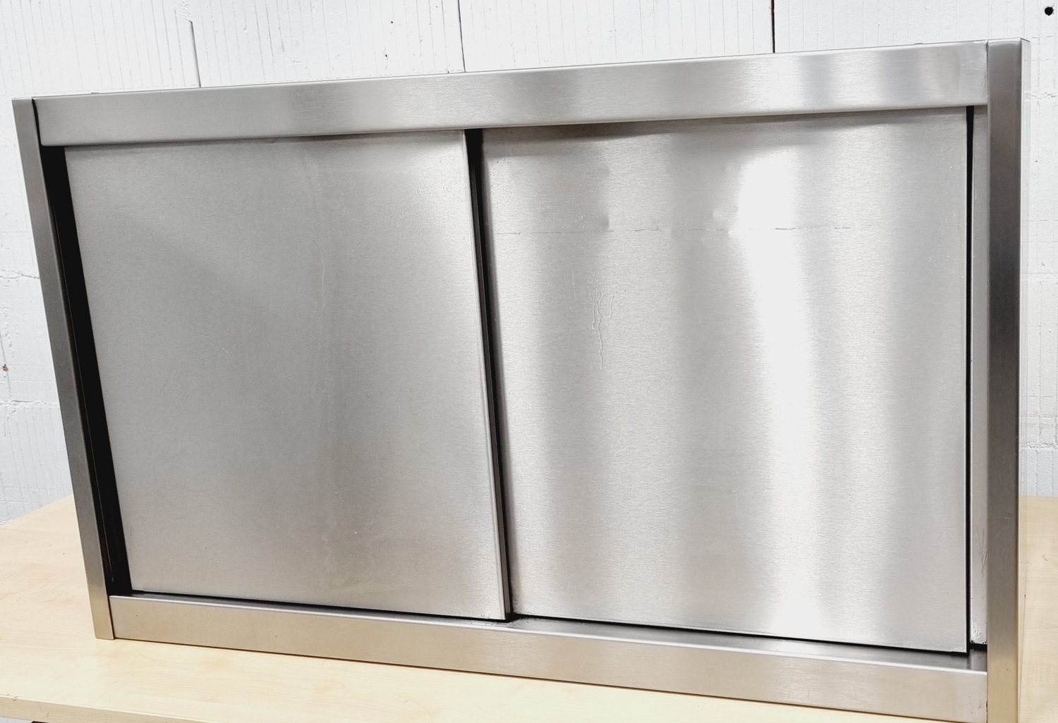 Hängeschrank HS 1000 mit Schiebetür