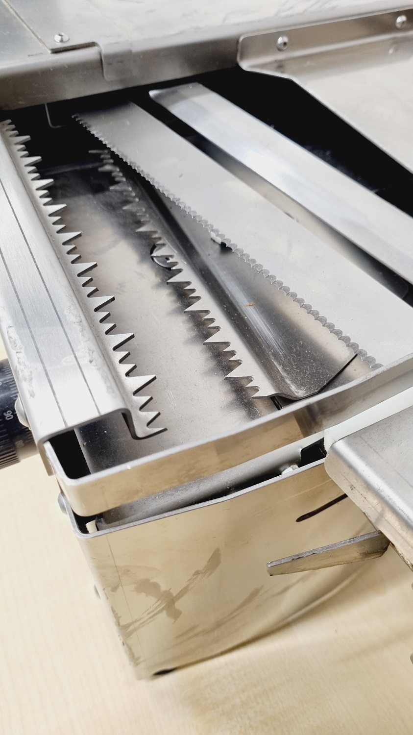 Brötschaufschneidemaschine BS 26