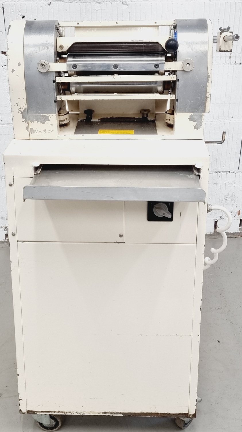 Hörnchenwickelmaschine Fritsch Rollex