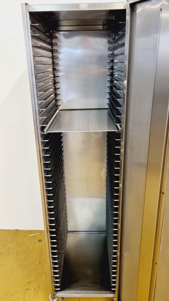 Blechwagen 60 x 40 mit Tür