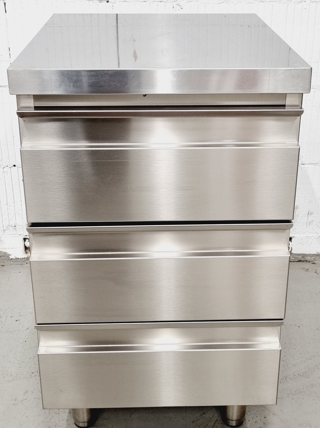 Arbeitstisch AT 500 Schubladenschrank