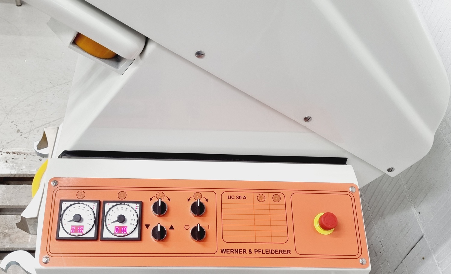 Chargenkneter WP UC 80 AC