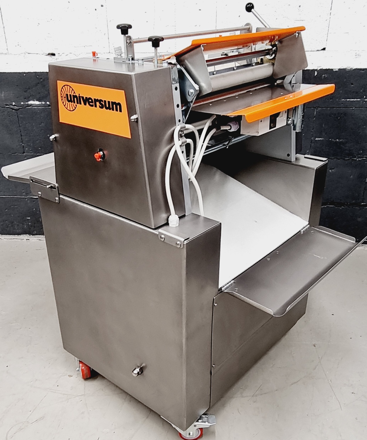 Hörnchenwickelmaschine Universum HWM 50