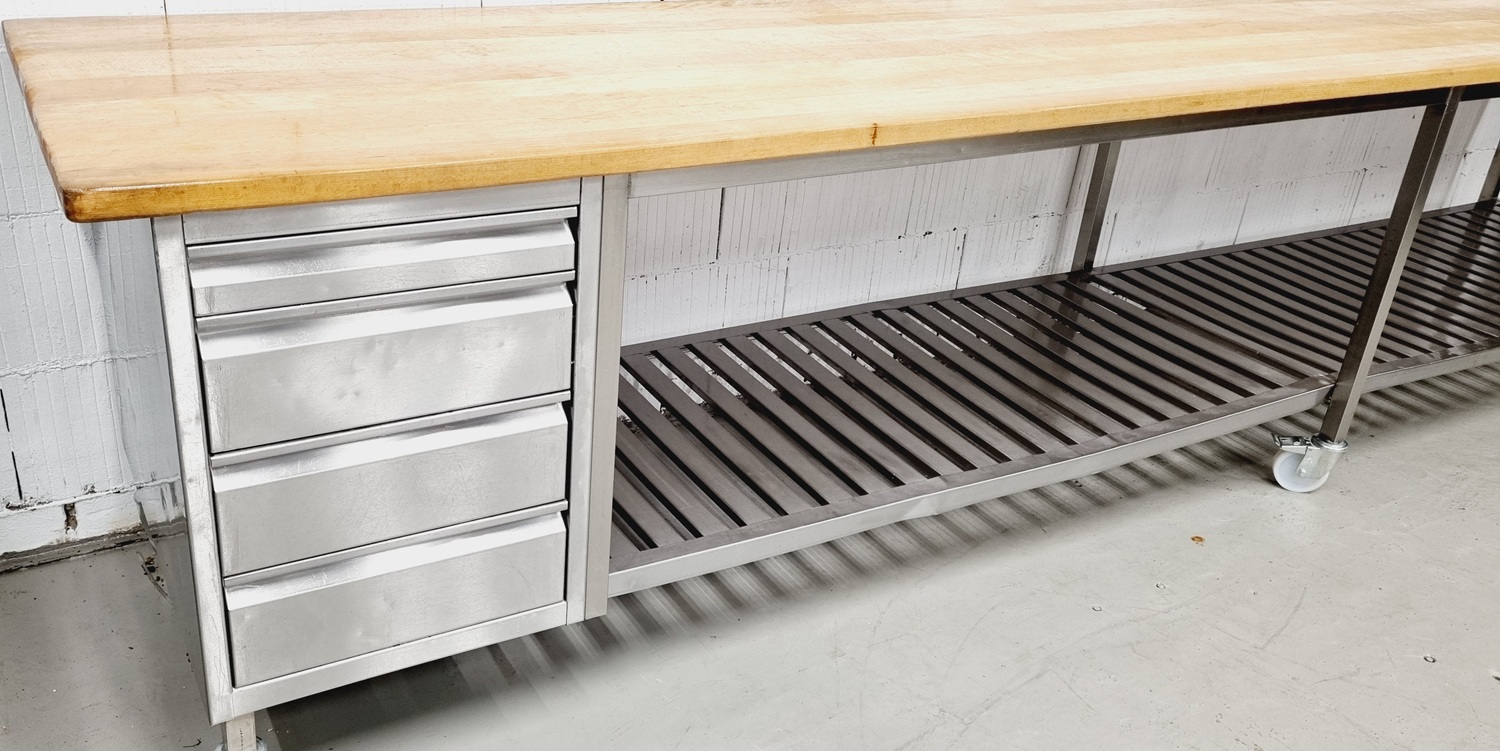 Arbeitstisch AT 4000 mit Buchenholzplatte fahrbar